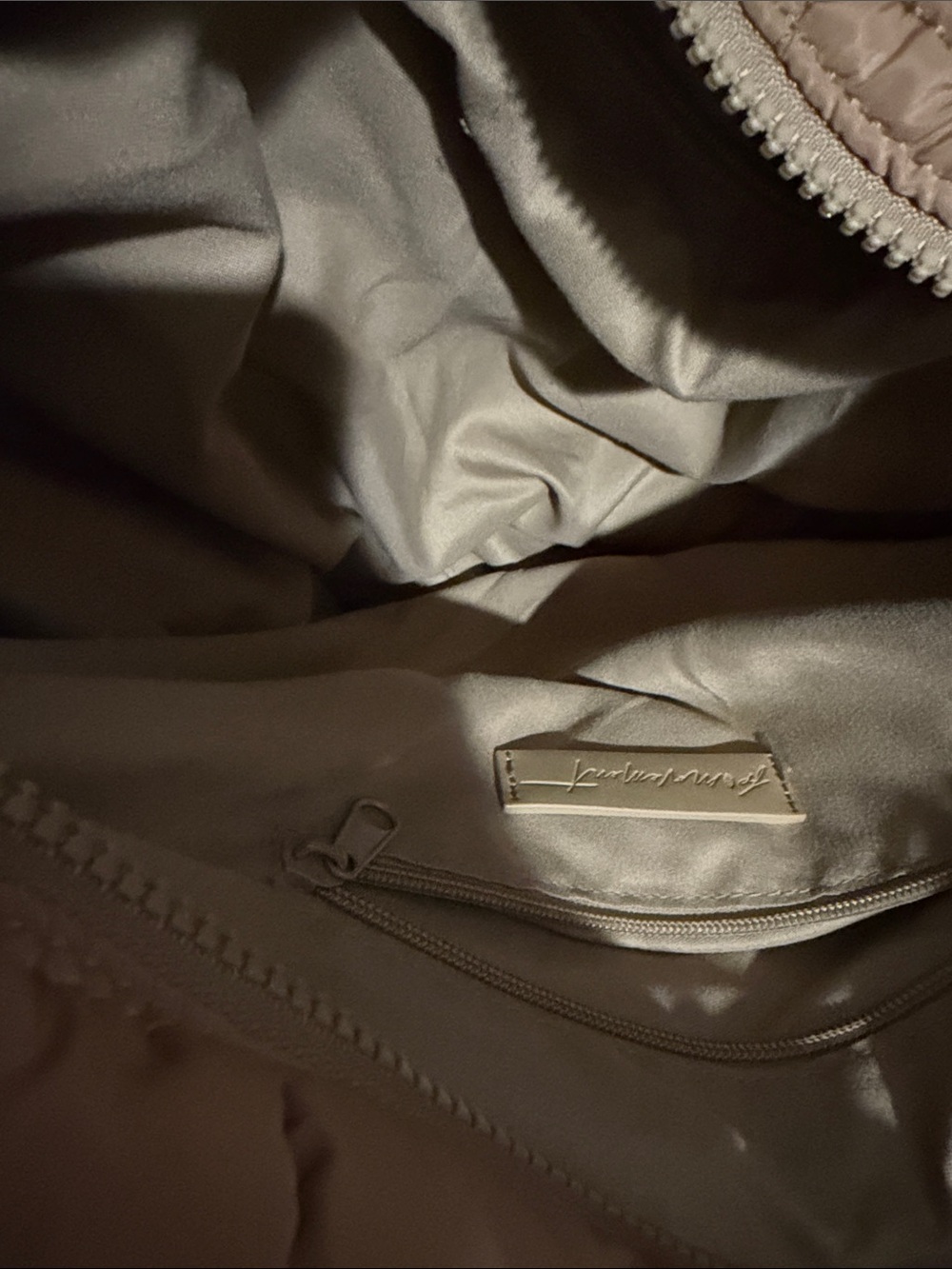Quilted Carryall Bag in Desert Sands - Picture 10 of 10